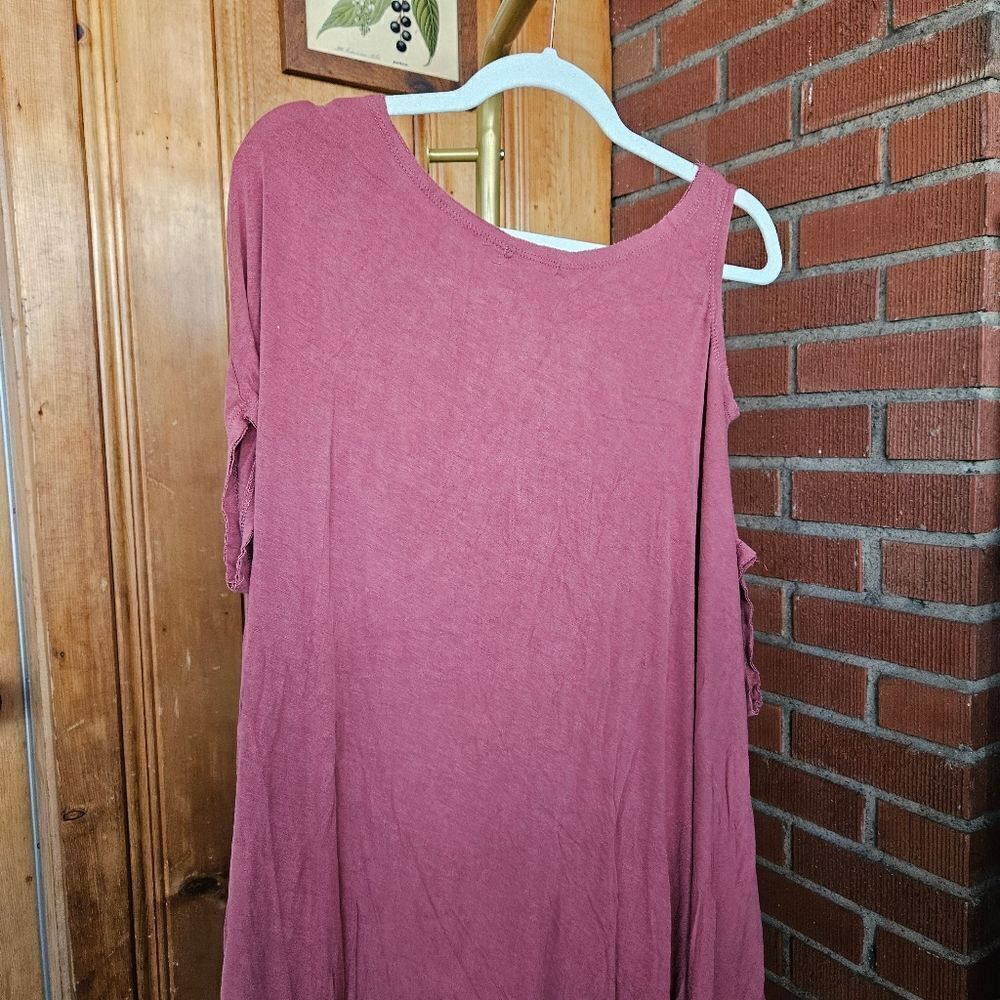 Easel Asymmetrical Tunic - Picture 6 of 8